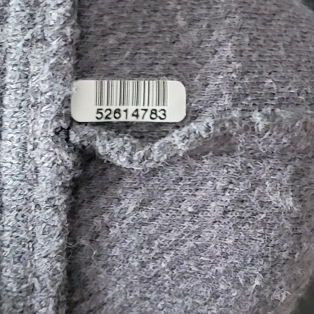 Ted Baker Men's Grsy Pullover Sweater size Small.
